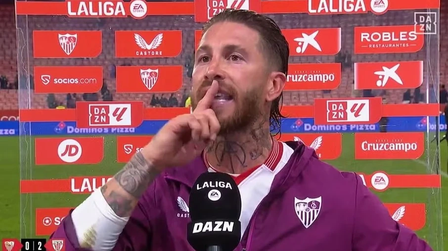 Sergio Ramos pede silêncio à torcida