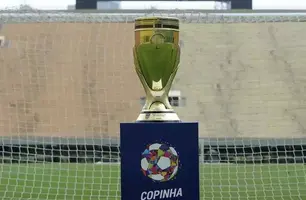 Taça da Copinha (Foto: Reprodução/Rodrigo Corsi / FPF-SP)