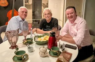 Themístocles Filho convida Robert Rios para se filiar ao MDB (Foto: Reprodução)