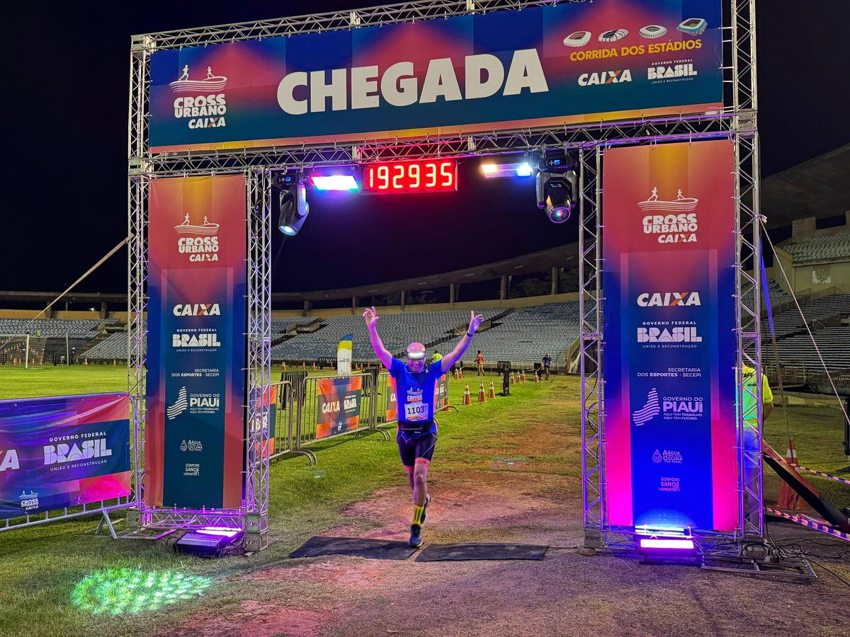 1ª edição do 'Cross Urbano' em Teresina reúne mais de 1.000 atletas no Albertão