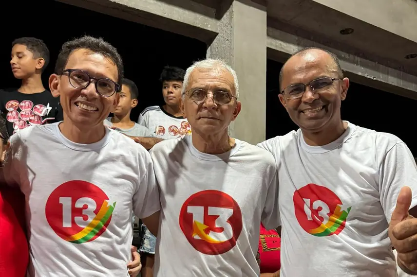 Agamenon reúne diversos apoiadores durante arrastão em Ribeiro Gonçalves