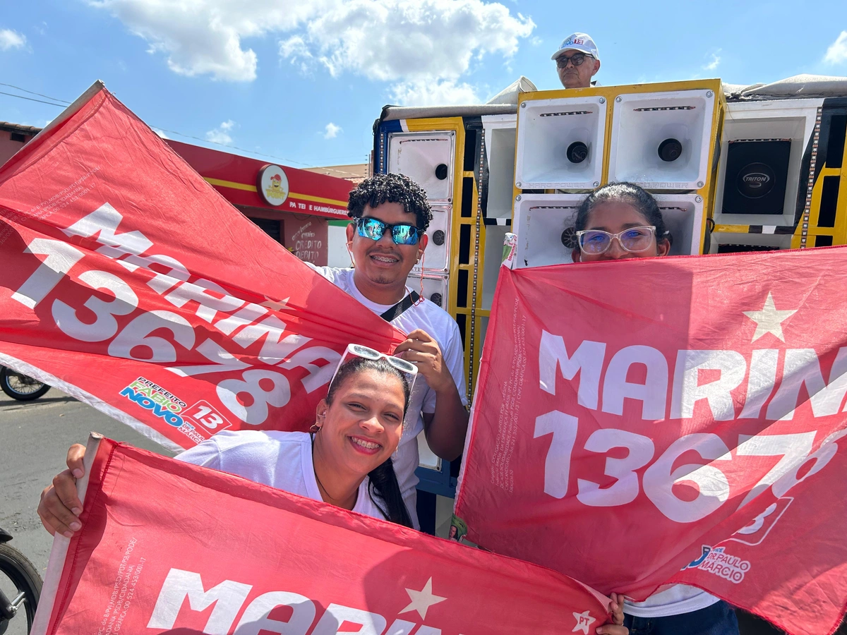 Candidato Fábio Novo realiza caminhada no bairro Santa Fé, zona Sul de Teresina