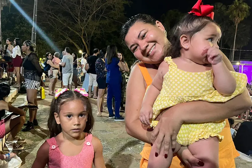 Caravana de Natal da Coca-Cola encanta Teresina