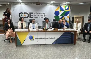 Coletiva no TRE (Foto: James Rodrigues/Conecta Piauí)