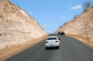 DER executa mais de 90% da obra da rodovia PI-258 que vai ligar o Piauí ao Ceará (Foto: Reprodução)