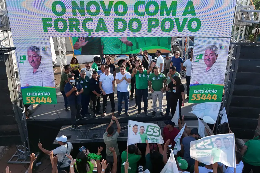 Em Massapê do Piauí, Dr. Wilton realiza grande evento ao lado de Rafael Fonteles