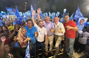 Enzo Samuel reúne multidão ao lado de Fábio Novo e Alexandre Padilha em Teresina (Foto: James Rodrigues/Conecta Piauí)