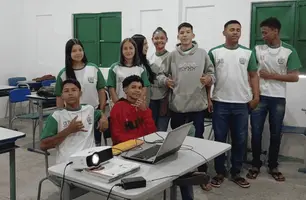 Estudantes de Palmeira do Piauí desenvolvem site que beneficia comunidade escolar (Foto: Reprodução)