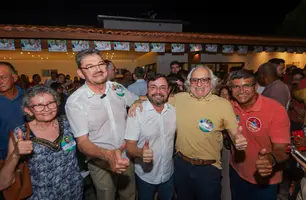 Fábio Novo intensifica campanha em Teresina com apoio de lideranças políticas (Foto: Luan Caio)