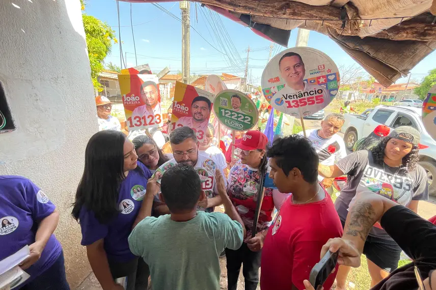 Fábio Novo lidera grande caminhada na reta final da campanha na zona Leste