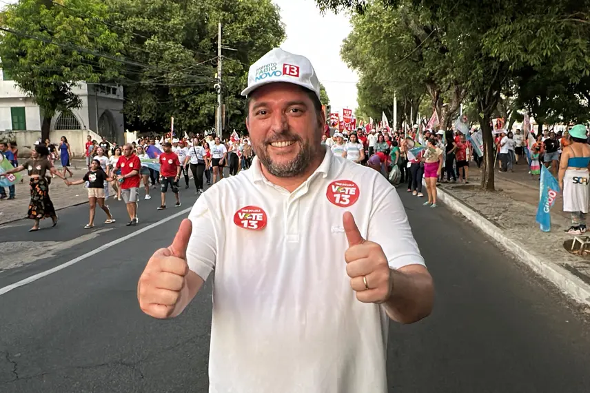 Fábio Novo reúne mais de 22 mil pessoas na maior caminhada da história de Teresina