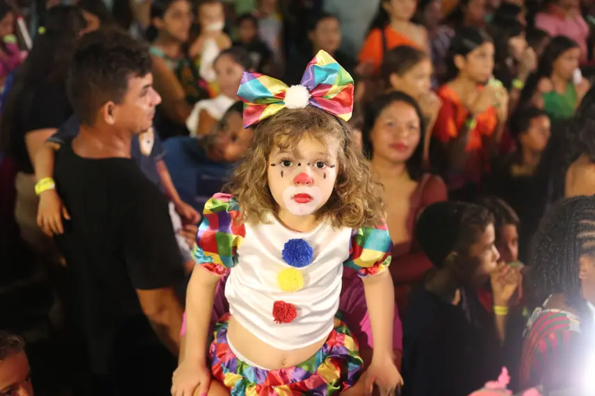 Festa das Crianças em Demerval Lobão é marcada por alegria e prêmios