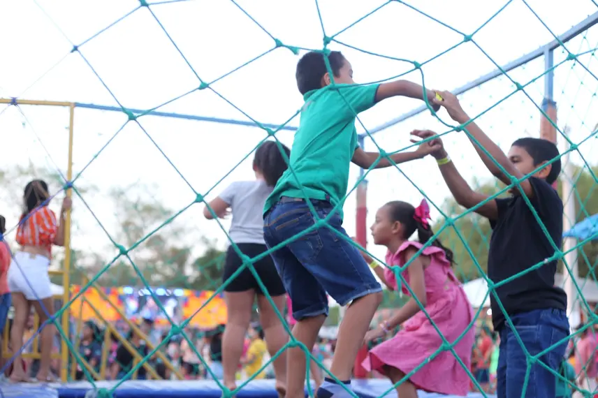 Festa das Crianças em Demerval Lobão é marcada por alegria e prêmios