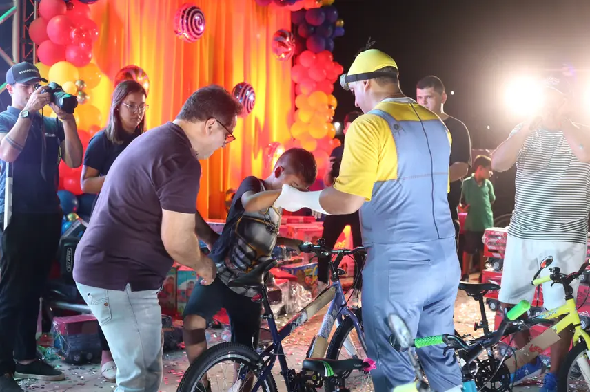 Festa das Crianças em Demerval Lobão é marcada por alegria e prêmios