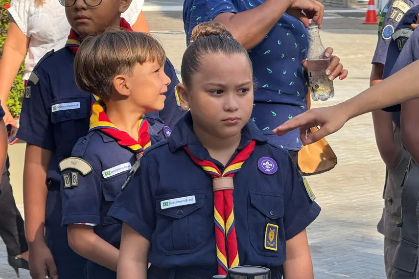 Governador participa de solenidades e inaugura Escola do Mar no litoral do Piauí