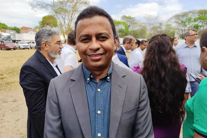 Governo do Piauí faz parceria com os Correios