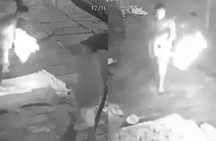 Homem tenta atear fogo em moradores de rua no RJ (Foto: Reprodução)