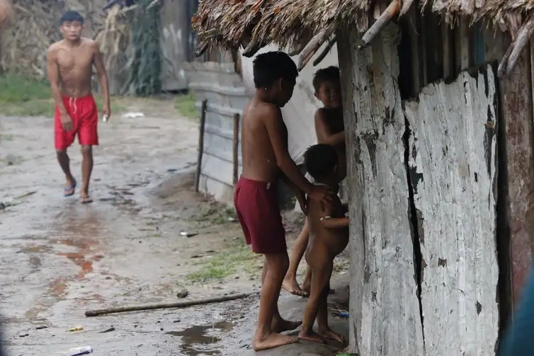 Índice de alfabetização entre indígenas avança, mas ainda é preocupante