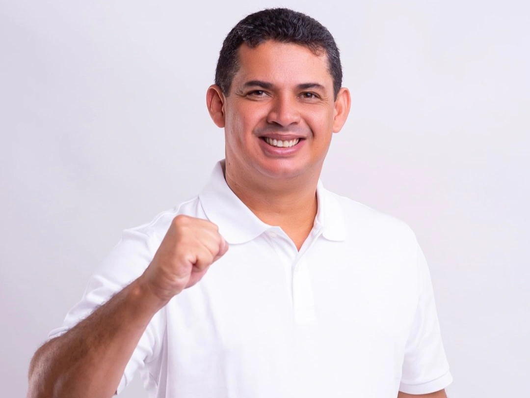 João Arilson é reeleito prefeito neste domingo (06), com apoio de Rafael Fonteles