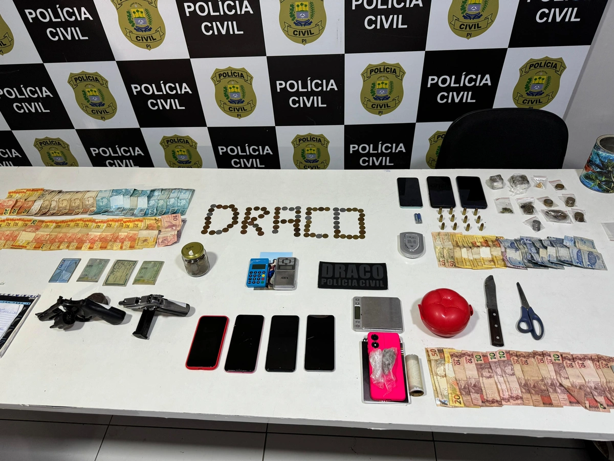 Material apreendido durante a Operação DRACO 160