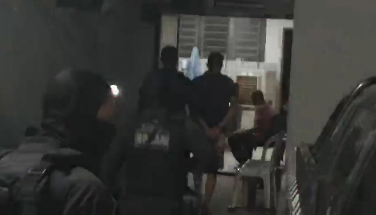 Menor é apreendido com arma de fabricação caseira em Teresina; comparsa fugiu