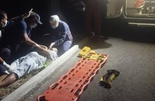 Motociclista sobre acidente após ser atingido por pedaço de madeira em Campo Maior (Foto: Reprodução/Campo Maior em Foco)