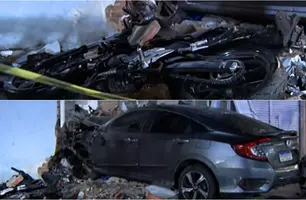 Mulher dirigia um Honda Civic quando foi abordada pelos criminosos em motocicletas (Foto: Reprodução)