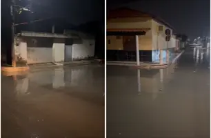 "Piscinão do Parnaíba" atinge o bairro Piauí e redondezas, mas o problema afeta toda a cidade (Foto: Reprodução)