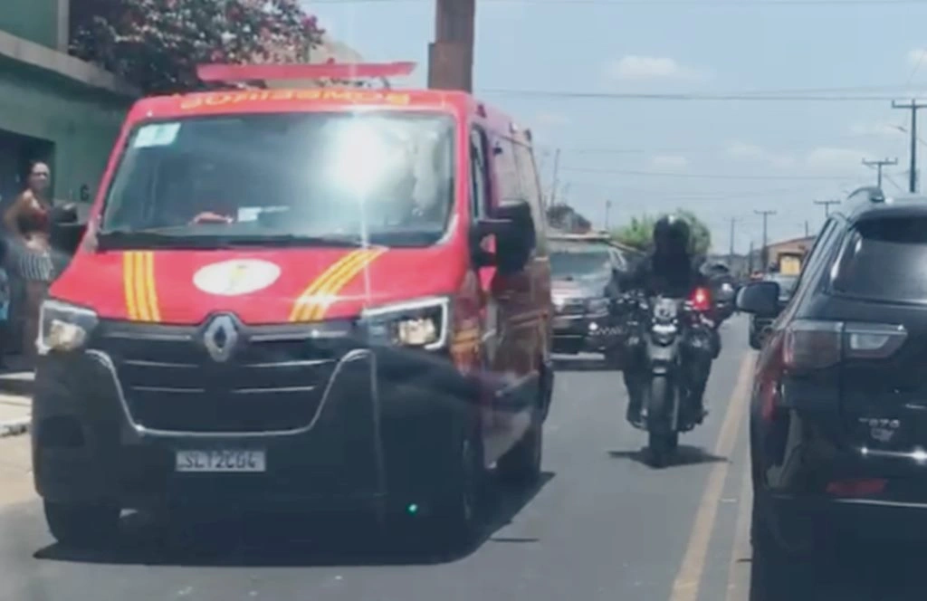 Policial da Rocam vai para HUT após atirar acidentalmente na sua perna em Teresina