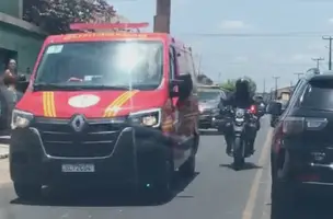 Policial da Rocam vai para HUT após atirar acidentalmente na sua perna em Teresina (Foto: Reprodução)