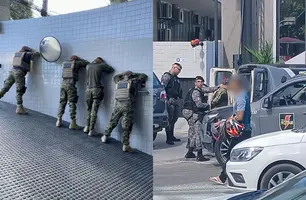 Quadrilha com farda do BOPE é presa após trocar tiros com polícia em Maceió (Foto: Reprodução)