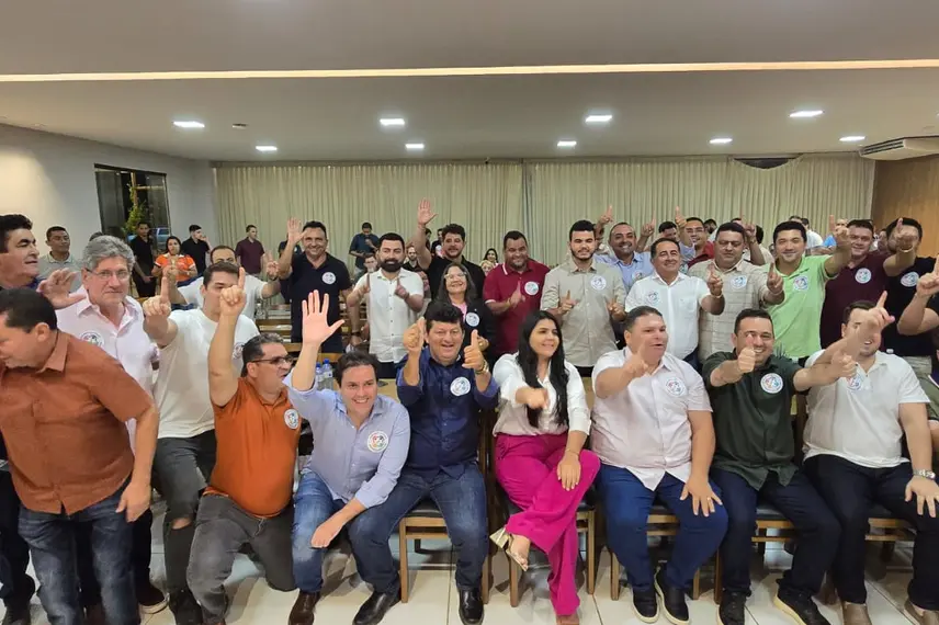 Admaelton Bezerra reúne prefeitos para articular campanha à presidência da APPM