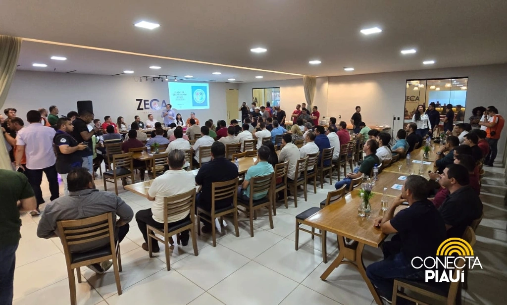 Admaelton Bezerra reúne prefeitos para articular campanha à presidência da APPM