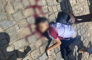 Adolescente foi baleado próximo à escola (Foto: Reprodução)