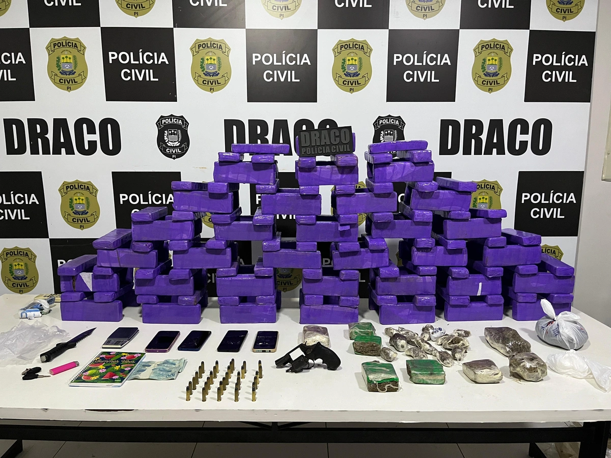 Apreensão de cerca de 140 tabletes de skunk