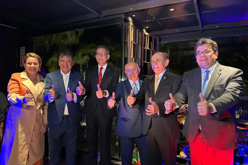 Deputados Federais organizam jantar para prefeitos eleitos do Piauí em Brasília