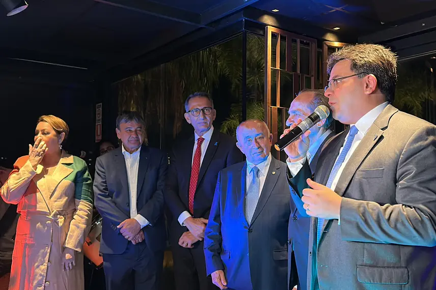 Deputados Federais organizam jantar para prefeitos eleitos do Piauí em Brasília