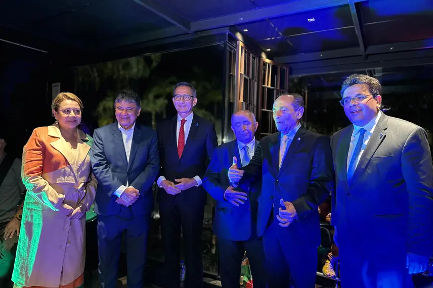 Deputados Federais organizam jantar para prefeitos eleitos do Piauí em Brasília