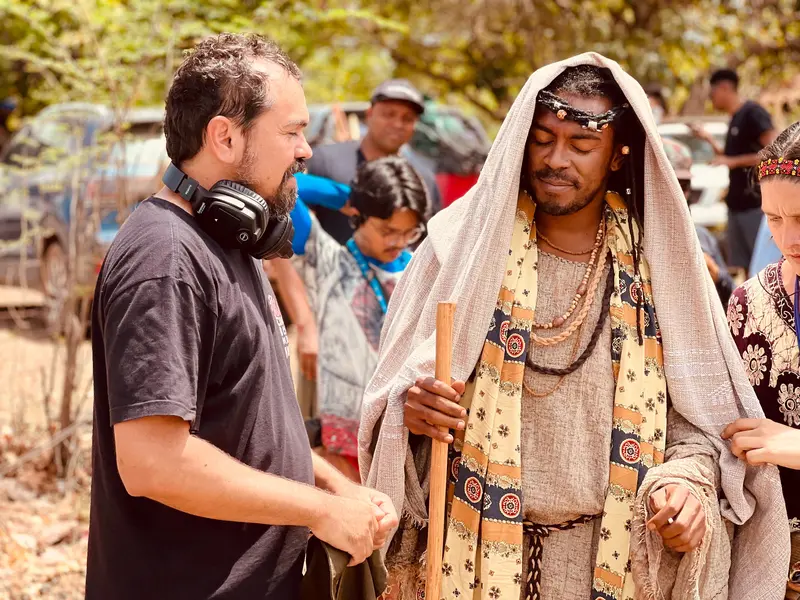 Filme Cruz Para Quem Merece