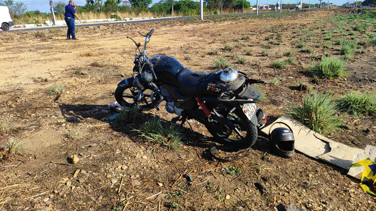 Homem morre em acidente de moto na BR-316 em Teresina; ele ia buscar sua filha