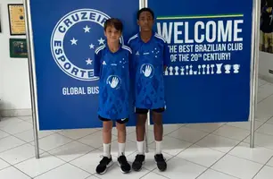 João Felipe e Levi Abimael já de contrato assinado com o Cruzeiro E.C (Foto: Divulgação)
