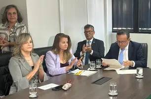 Juíza Valdênia Moura Marques de Sá toma posse como magistrada substituta no TRE-PI (Foto: Conecta Piauí)
