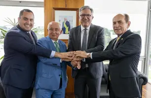 Júlio César, Marcelo Castro, Júlio César e Padilha se reúnem em Brasília (Foto: Ascom/Julio Cesar)