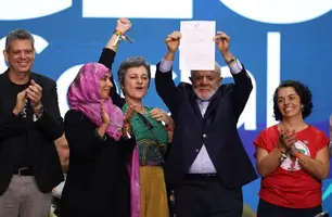 Luís Inácio Lula da Silva durante ato de entrega do documento final da cúpula do G20 Social (Foto: Tomaz Silva/Agência Brasil)