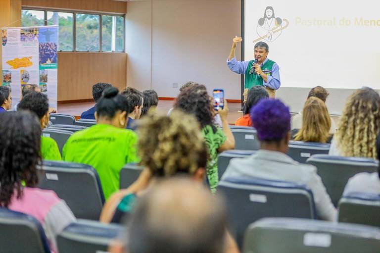 Ministro Wellington Dias visita projeto social da Marinha no Rio de Janeiro Ministro Wellington Dias visita projeto social da Marinha no Rio de Janeiro