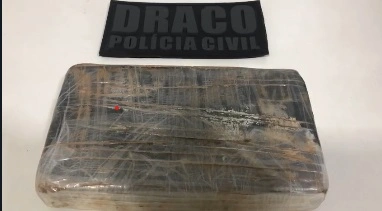Motorista de frigorífico é preso em Teresina com 1 kg de cocaína