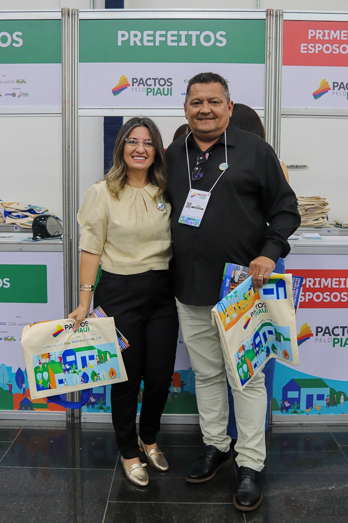 Pactos pelo Piauí reúne mais de 210 prefeitos eleitos e reeleitos em Teresina