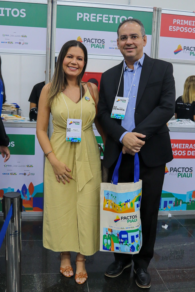 Pactos pelo Piauí reúne mais de 210 prefeitos eleitos e reeleitos em Teresina