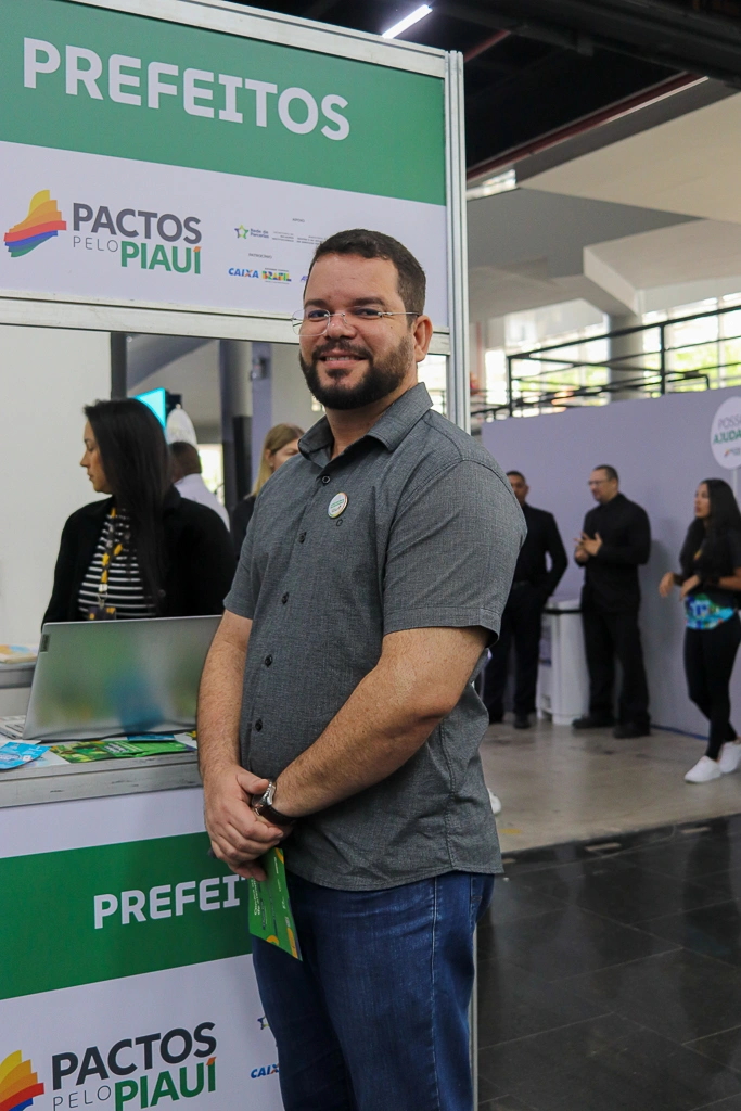 Pactos pelo Piauí reúne mais de 210 prefeitos eleitos e reeleitos em Teresina