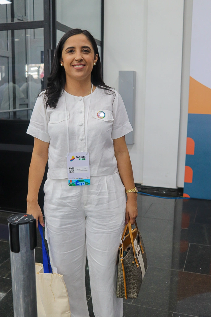 Pactos pelo Piauí reúne mais de 210 prefeitos eleitos e reeleitos em Teresina